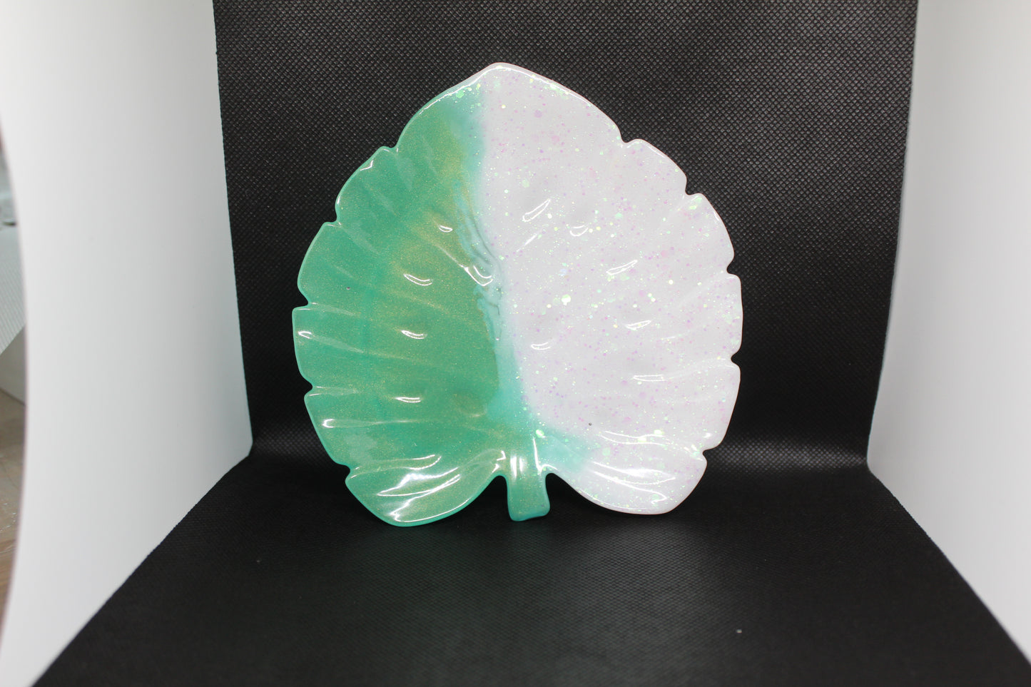 Vide poche Feuille plate